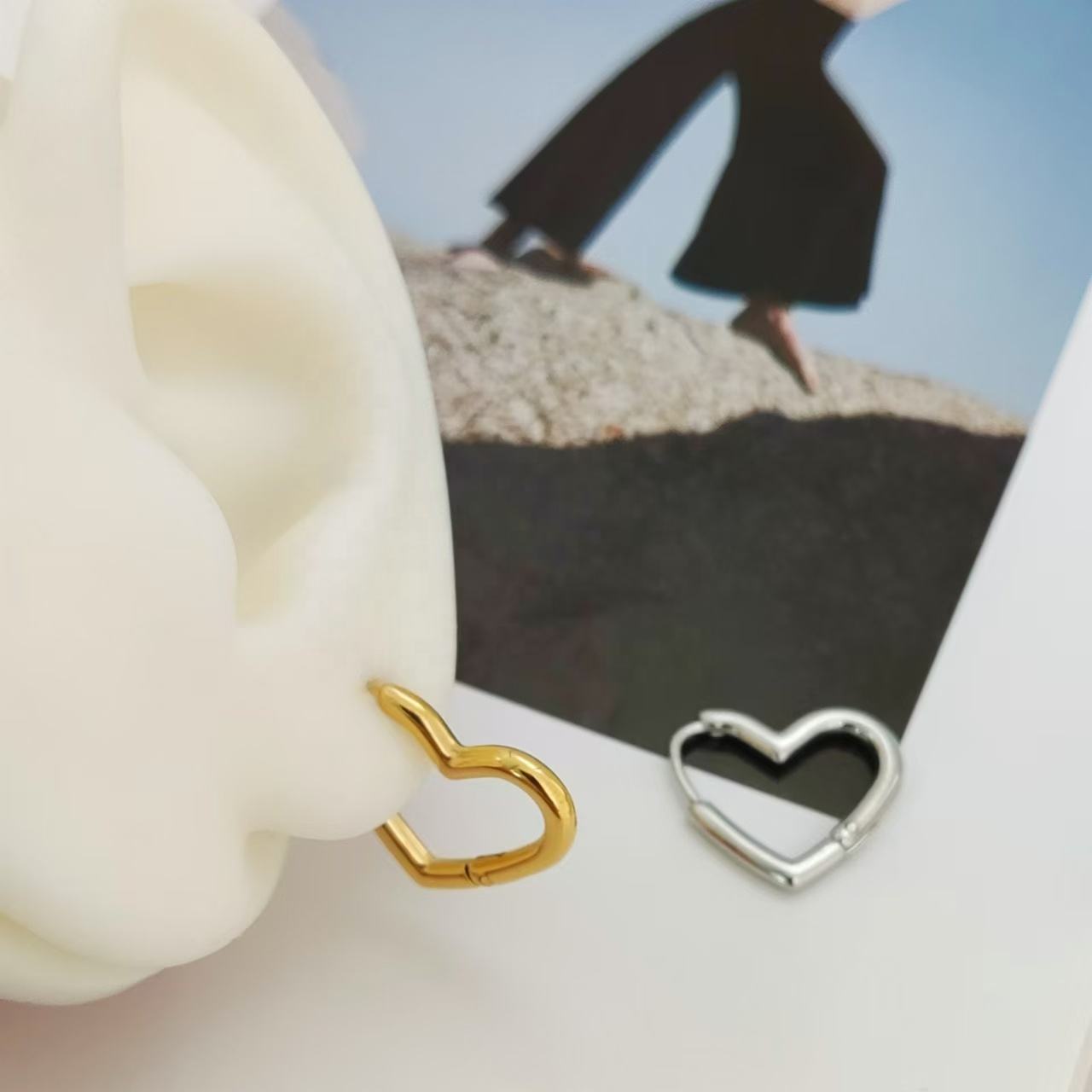 Circle Piercing Earring