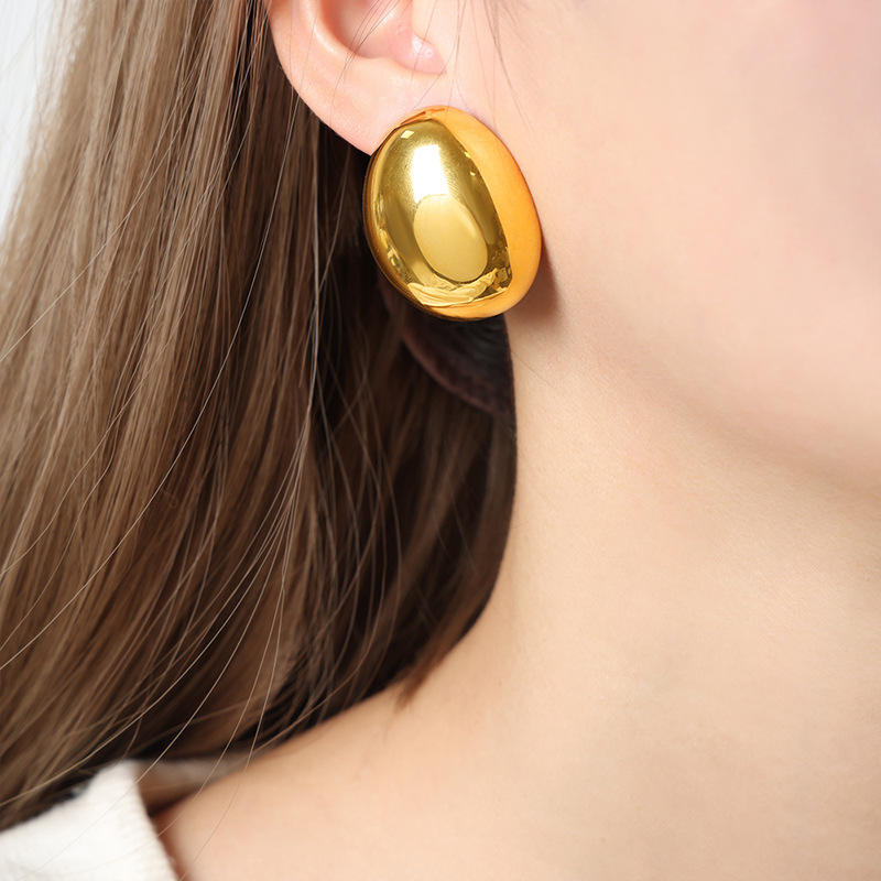 Oval shaped Earrings