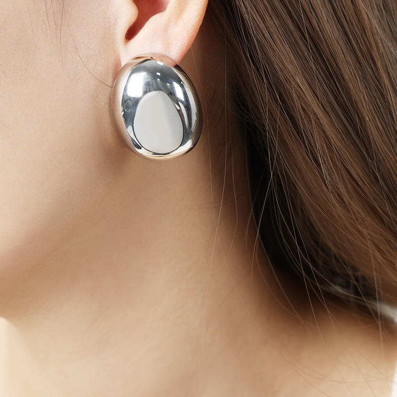 Oval shaped Earrings