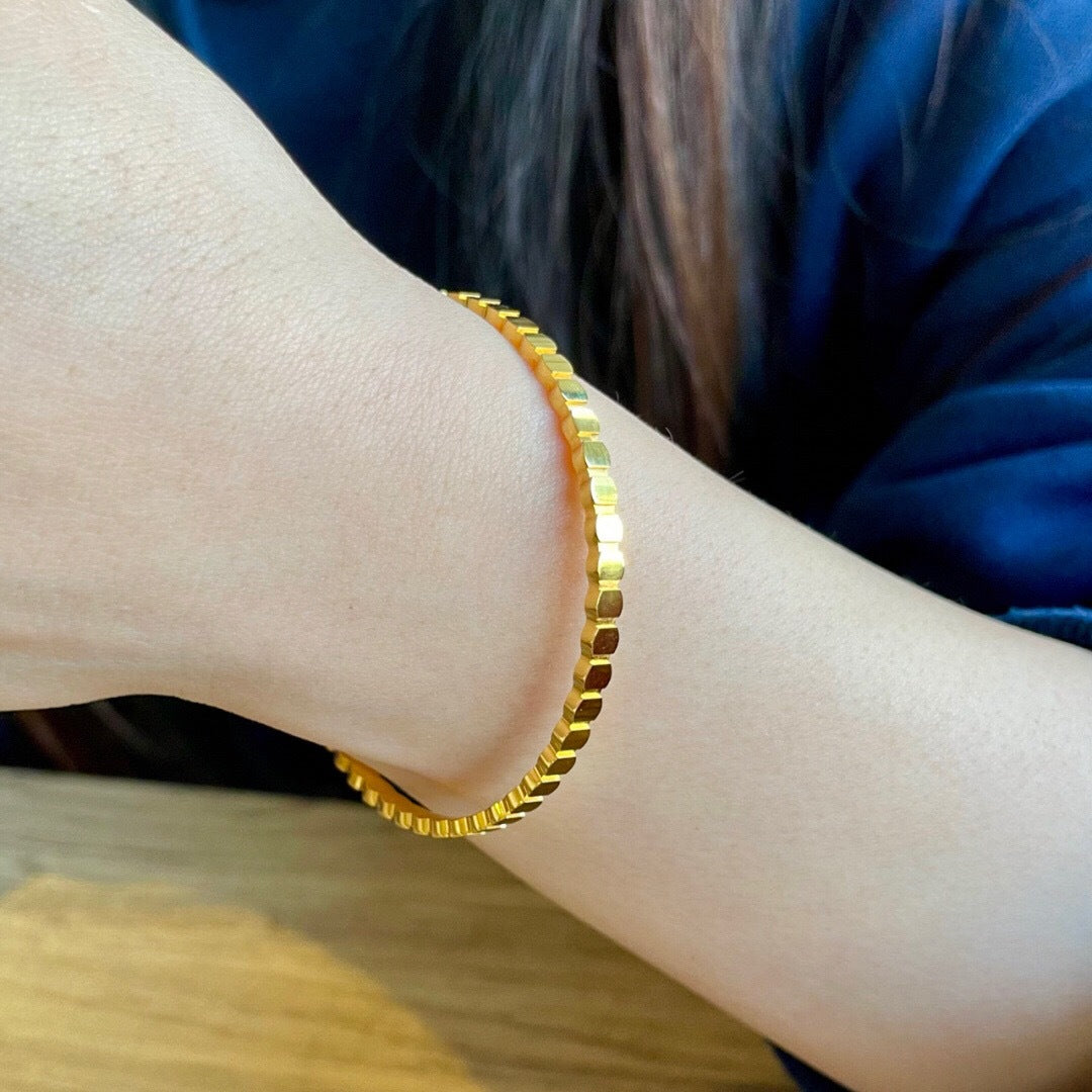 Simple Versatile Bracelet