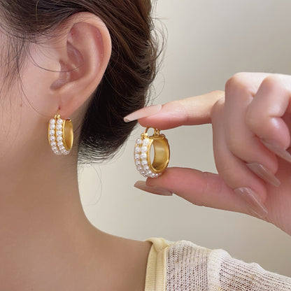 Round Pearls Earrings