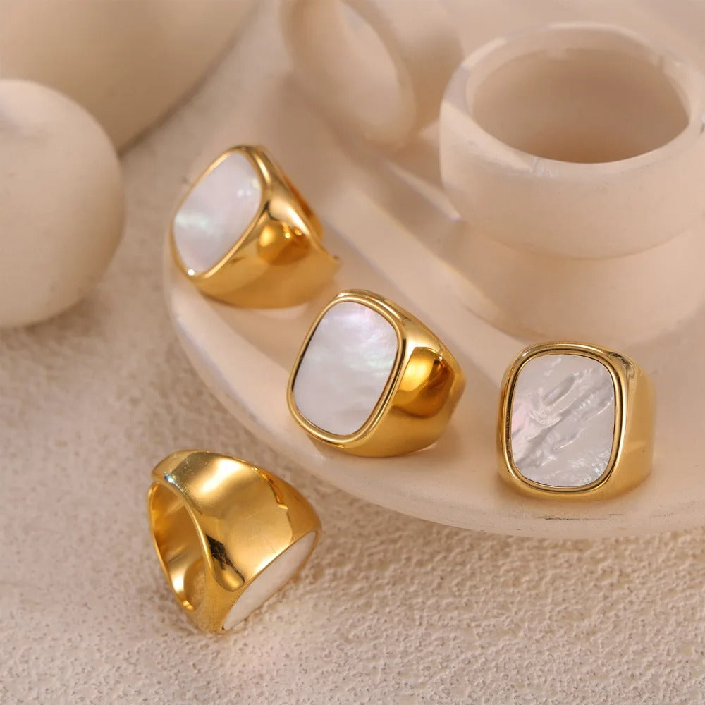 White Shell Colorful Ring